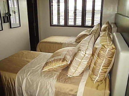 Interior Design: White & Gold Color Scheme Bedroom