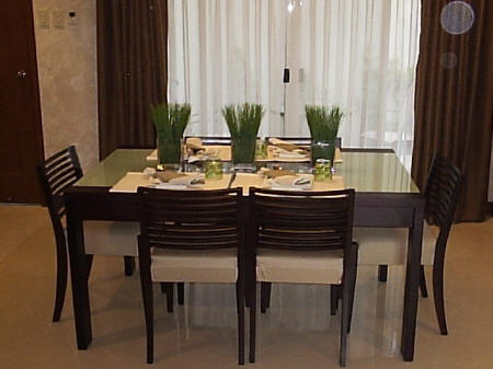 Interior Design Dining Room on Simple   Modern Dining Area For A Townhouse  Dining Room 7